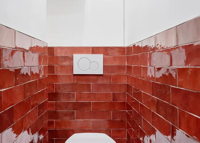 Edgar Grands Boulevards - Hauteville * Parijs