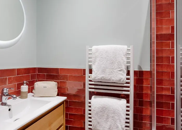 Edgar Grands Boulevards - Hauteville * Parijs