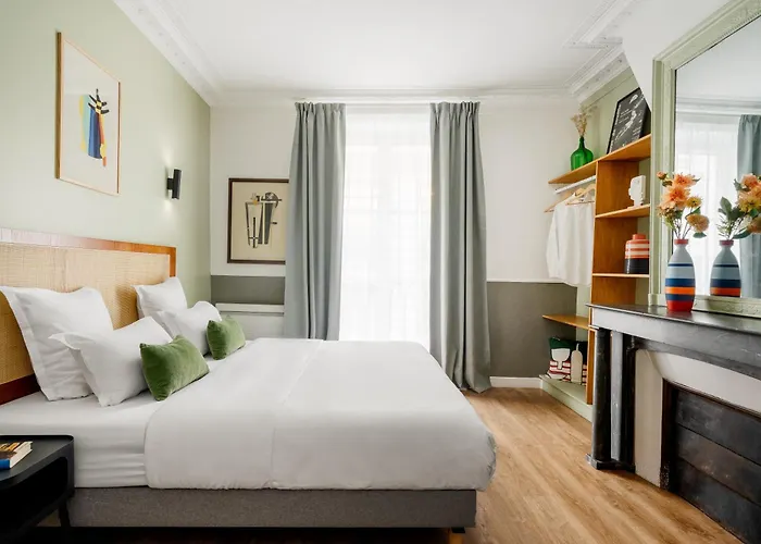 Daire Edgar Grands Boulevards - Hauteville Paris
